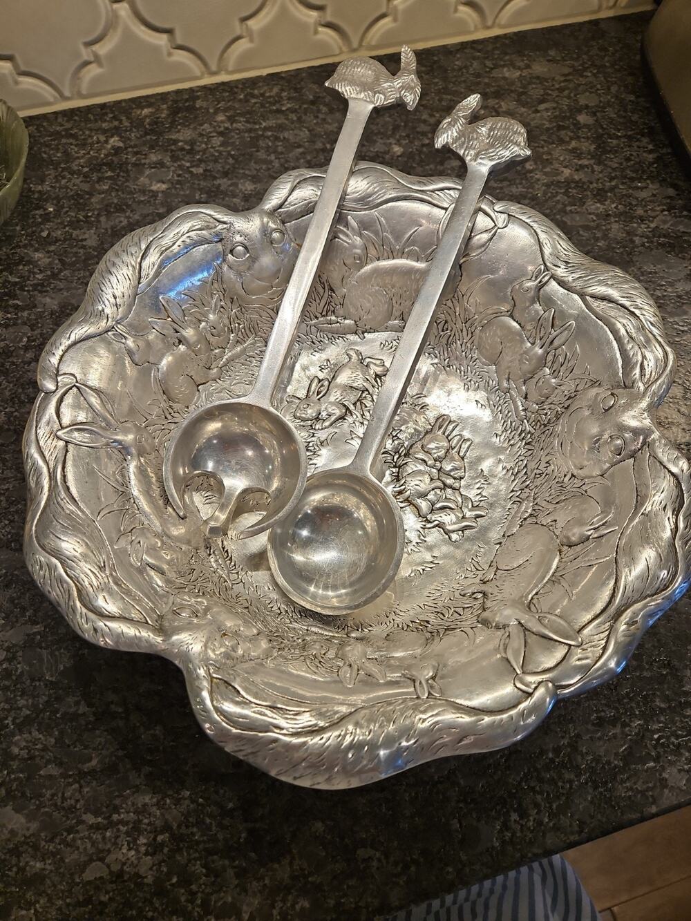 Vintage 1993 ARTHUR COURT silver EASTER rabbit Bunny 14” Serving BOWL and Spoons